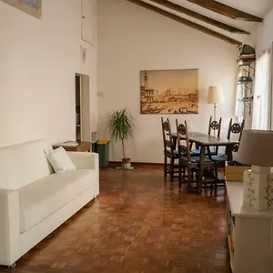  Appartamento Attic In San Marco Italia